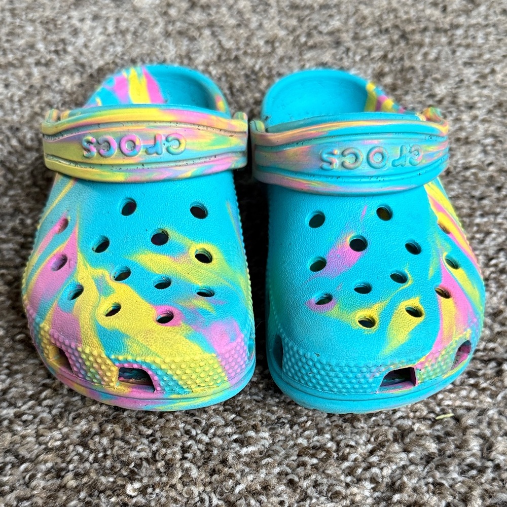 CROCS Kids Marbled Tie-Dye Clogs
